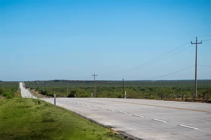 La carretera La Gloria-Colombia es la opción ideal para ir de compras en Black Friday a Texas por su seguridad. Foto: Facebook El Gobierno de Nuevo León
