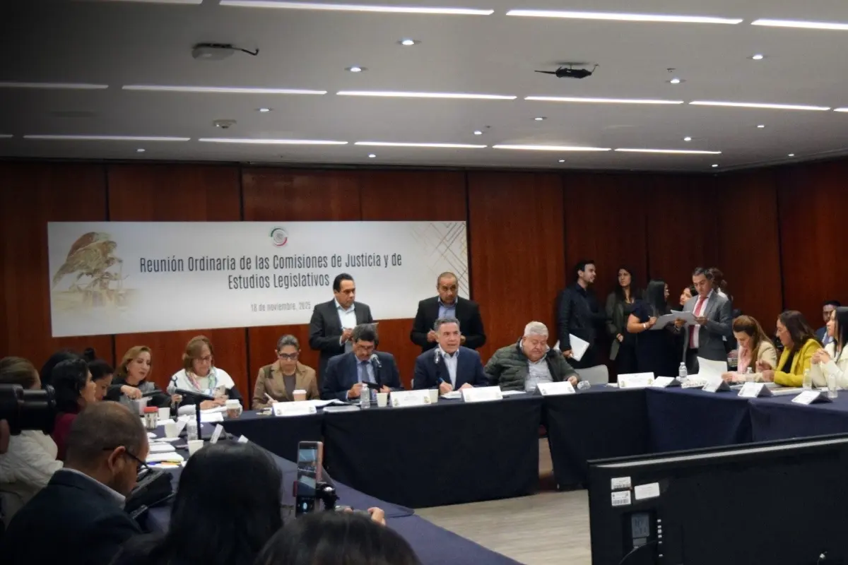 Reunión de Comisiones Unidas de Justicia y Estudios Legislativos Foto: X(Twitter) @Luciatraswbcs