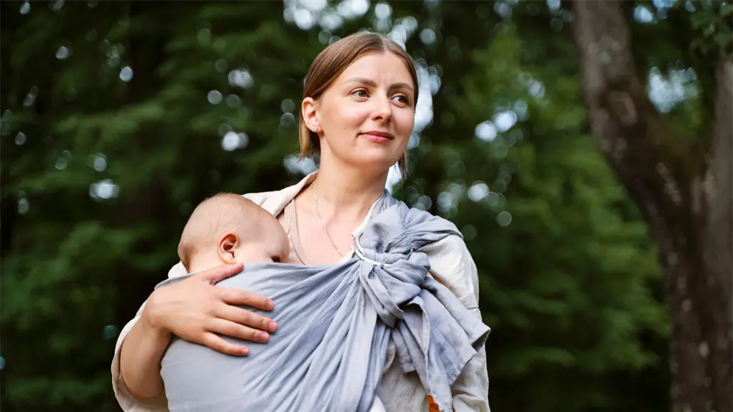 ¿Tienes un bebé recién nacido? Conoce el eficaz método de mamá canguro para cuidarlo