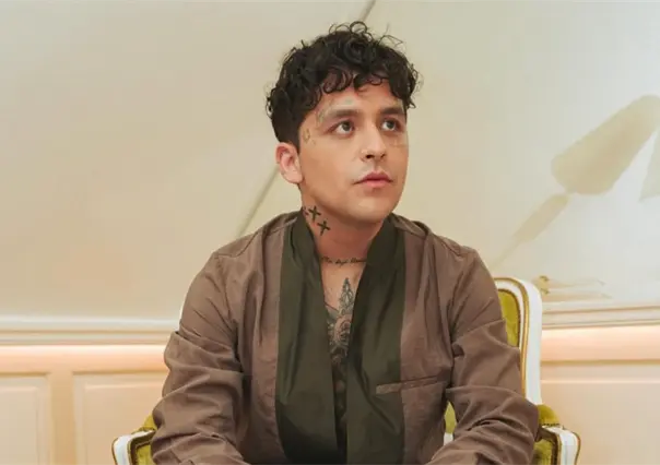 Christian Nodal no fue vinculado a proceso, después de 17 horas sale de juzgados