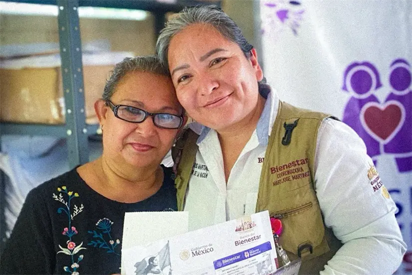 imagen recuadro La Pensión Mujeres Bienestar brinda un apoyo económico directo a mujeres de 60 a 64 años que se encuentran en situación vulnerable o con ingresos limitados. Foto: Programas Bienestar