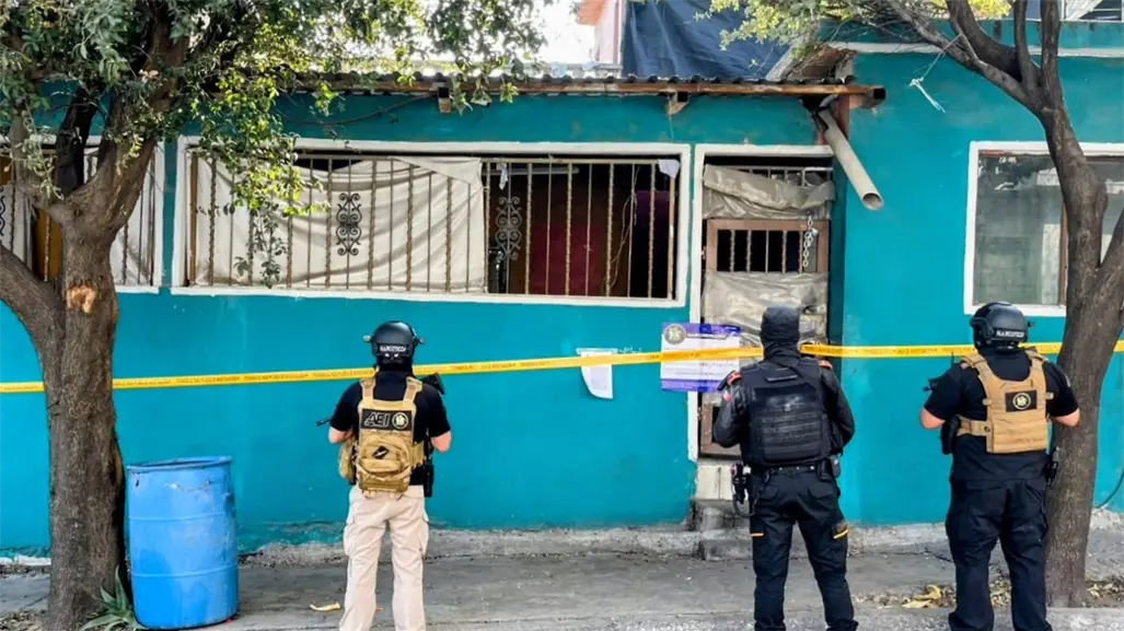 Detienen a hombre en Monterrey durante cateo por narcomenudeo