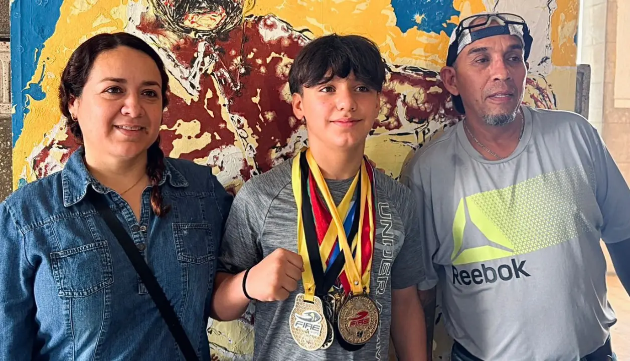 El crecimiento deportivo de un joven tampiqueño comienza a llamar la atención por su disciplina, su sorprendente récord y el impacto que ha logrado en tan poco tiempo. Foto: Federación Mexicana de Boxeo A. C.