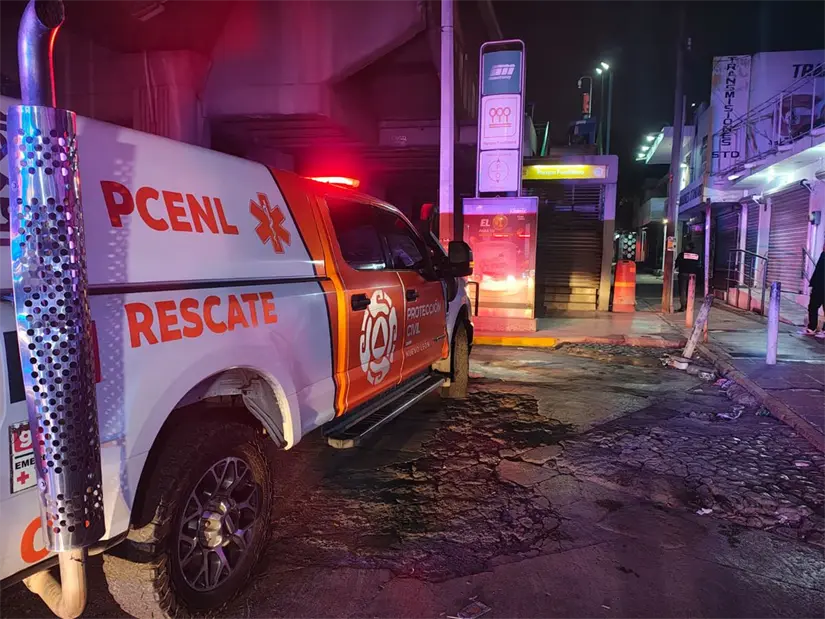 Cierran zona de la estación Fundidora. Foto: PCNL.