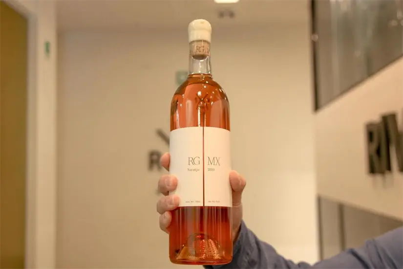 imagen recuadro La botella de RGMX ha destacado en los viñedos, convirtiéndolos en esenciales puntos de atracción turística en la región. Foto: Yarince Torres