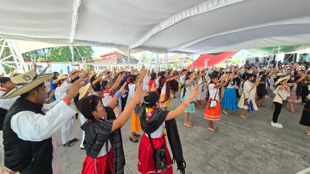VIDEO | Zócalo de CDMX vibrará con la Fiesta de Culturas Comunitarias 2025: más de 1,500 niños en escena