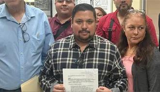 Vecinos de Cadereyta exigen a CFE reparar subestación eléctrica por constantes fallas