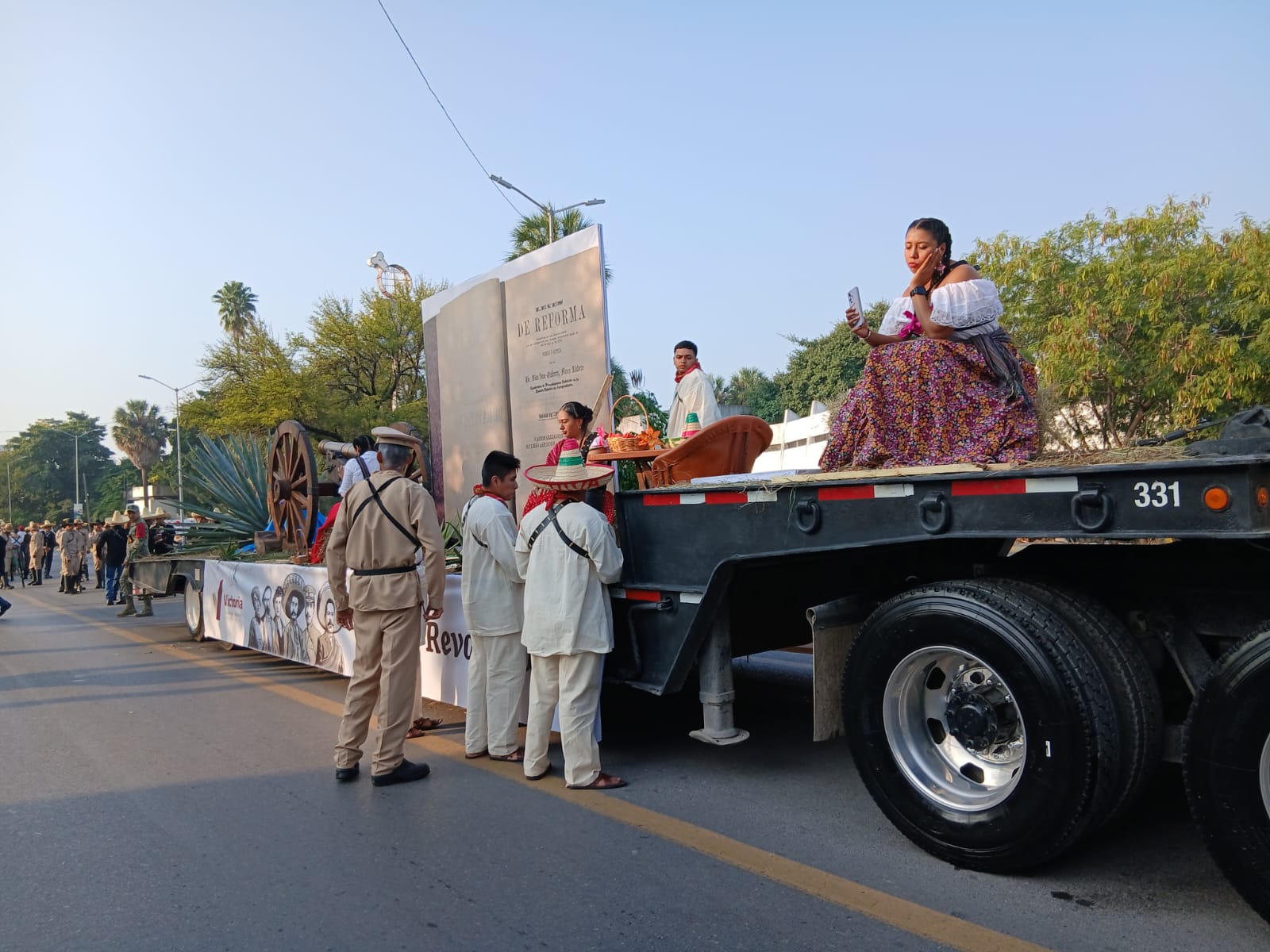 Desfile del 115 aniversario de la Revolución Mexicana contara con carros alegoricos Desfile del 115 aniversario de la Revolución Mexicana contara con carros alegoricos