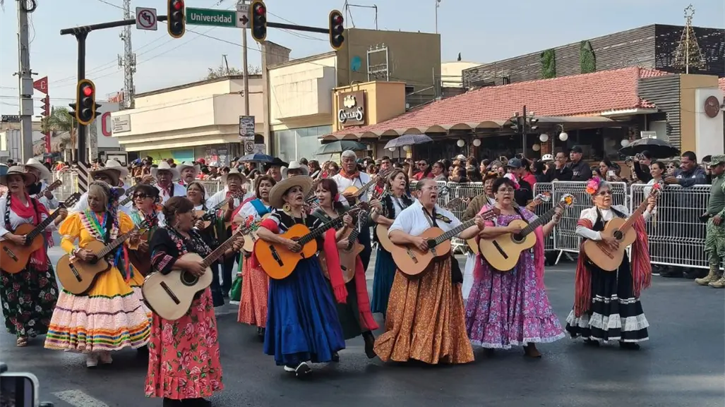 Desfile de la Revolución Mexicana 2025 en Saltillo: Más de 20 contingentes participaron