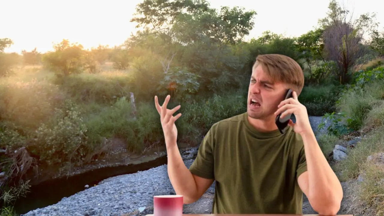 Imagen alusiva a un hombre reportando un avistamiento Foto: Canva