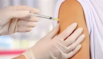 Esta es la vacuna que protege de cinco tipos de cáncer en personas con VIH, ¿dónde aplicarla?