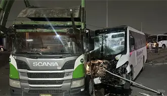 Choque entre camiones deja al menos 20 lesionados en Apodaca