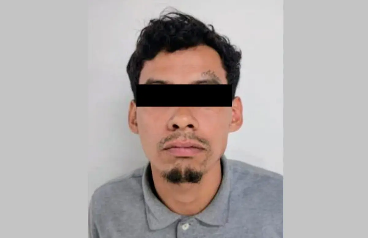 Carlos N, de 32 años de edad, fue detenido en calles de la colonia Urdiales, del municipio de Monterrey. Foto: Fiscalía General de Justicia de Nuevo León