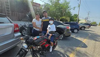 Así se unió la comunidad para ayudar a Raúl Ramírez para recuperar su moto en la que lleva a su hijo Eliot a su tratamiento contra el cáncer