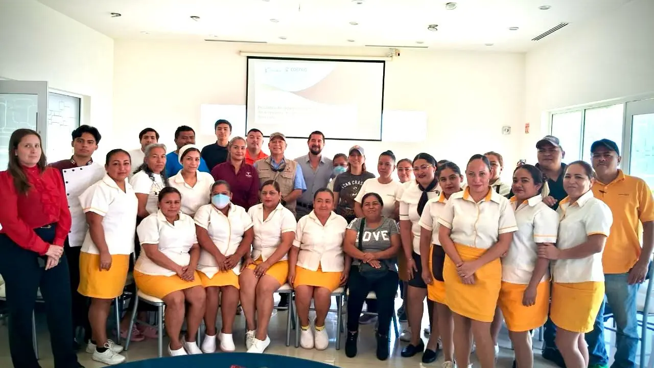 Se implementará ley silla en el sector restaurantero en el estado | Foto: CANIRAC Victoria