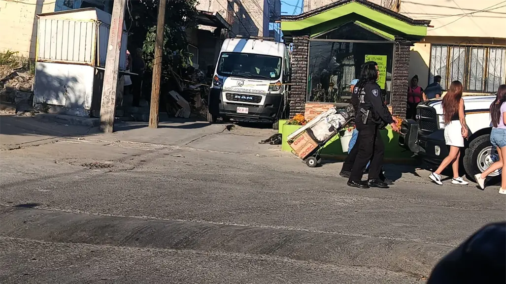 Matan a joven a balazos en la colonia José María Morelos y Pavón, Iztapalapa