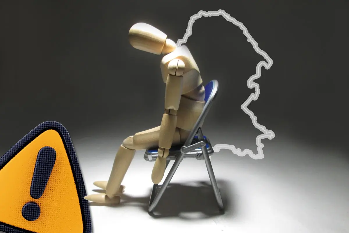 Muñeco de madrea representa la importancia de la salud mental en Coahuila / Foto: Composición de Canva