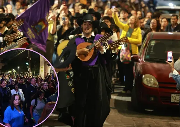 Saltillo revive sus leyendas con una callejoneada en el Centro Histórico