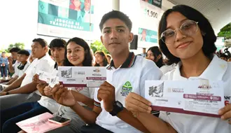 ¿Cuándo se entrega la tarjeta Bienestar a los becados de Jóvenes Escribiendo el Futuro?