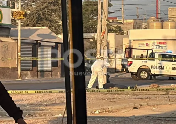 Hombre es asesinado de un balazo en el rostro en una plaza pública de García
