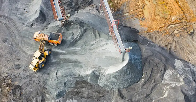 imagen recuadro Perspectiva cenital de una mina a cielo abierto. Foto: Gobierno de México