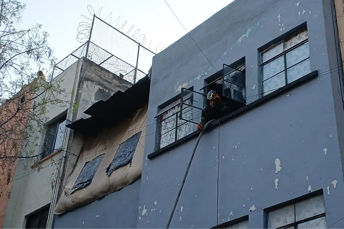 Se registra incendio en Tabacalera. Foto: Cortesía