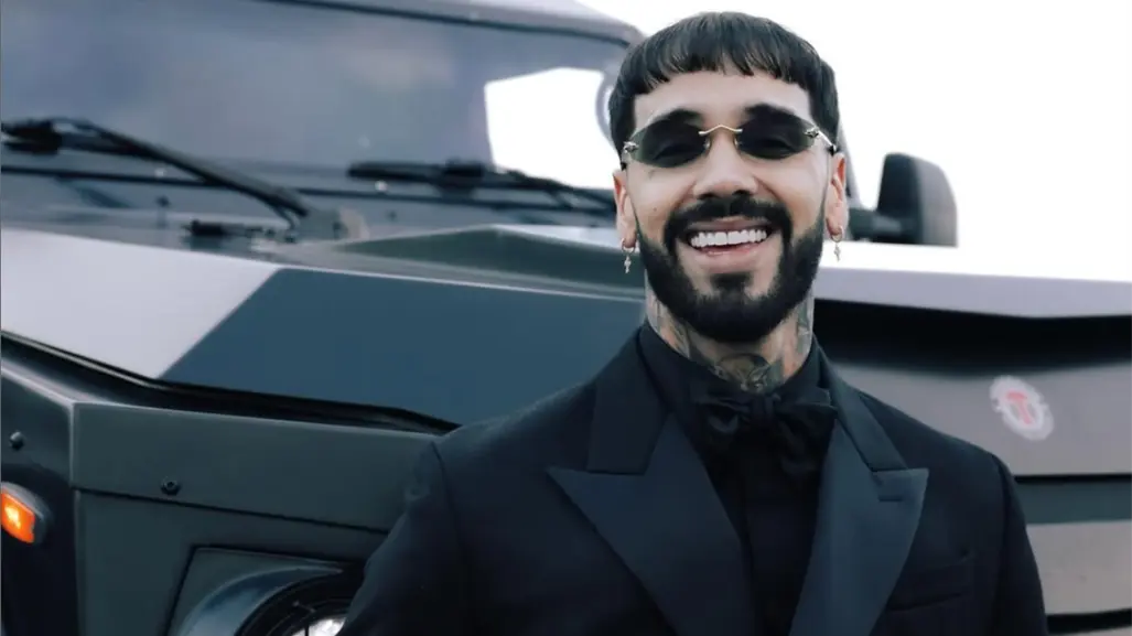 Anuel busca blindaje mexicano: evalúa comprar una camioneta blindada en Monterrey