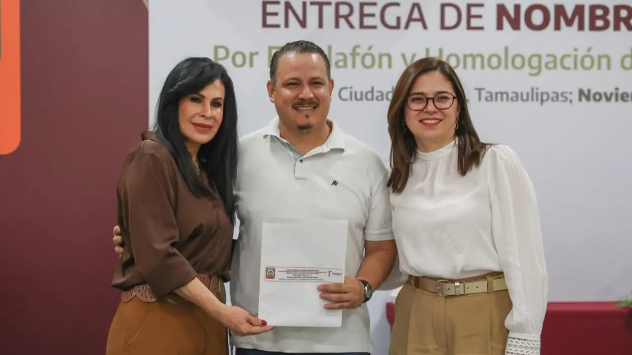 Entrega de nombramientos a servidores públicos del estado de Tamaulipas | Foto: secretaría de Administración