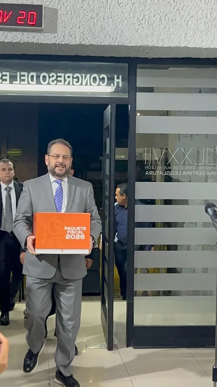 imagen recuadro Entregan paquete fiscal 2026. Foto: POSTA.