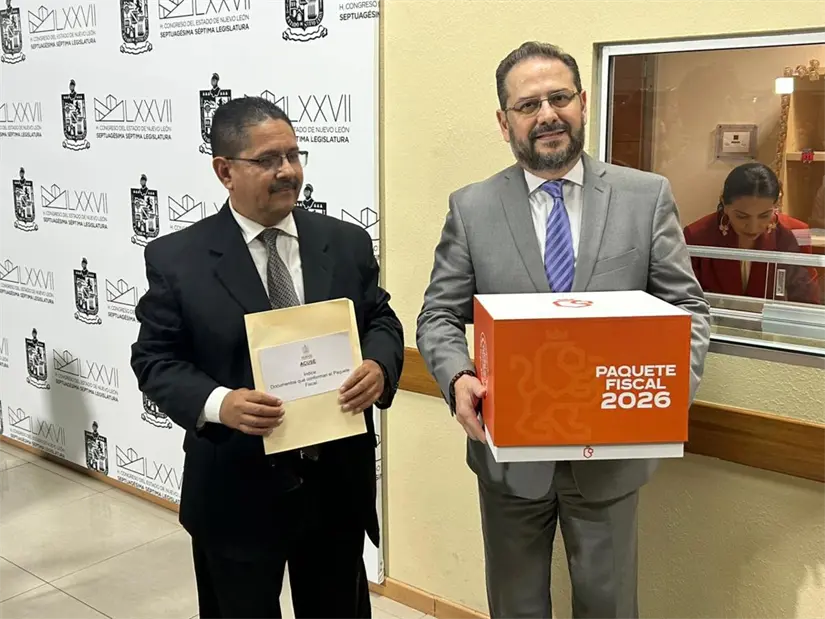 imagen recuadro Entregan paquete fiscal 2026. Foto: POSTA.