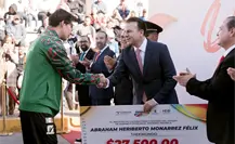 Entrega Esteban Villegas el Premio Estatal del Deporte a destacados duranguenses