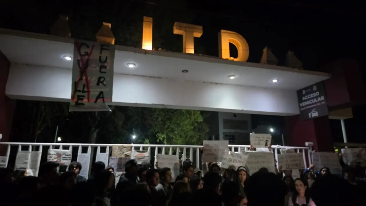 Alumnos del ITD informan que estaban siendo condicionada su participación en una competición nacional debido a las protestas realizadas. | Foto: Cortesía