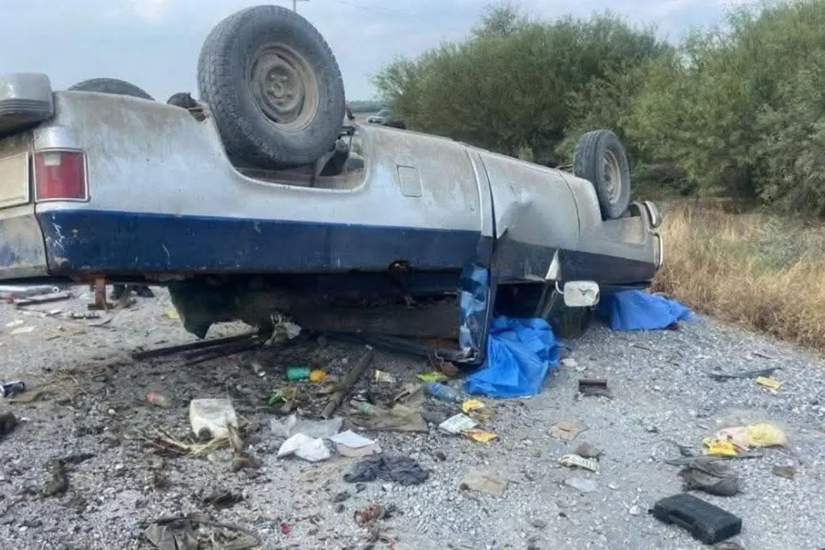 Investiga volcadura en General Terán. Foto: PCNL