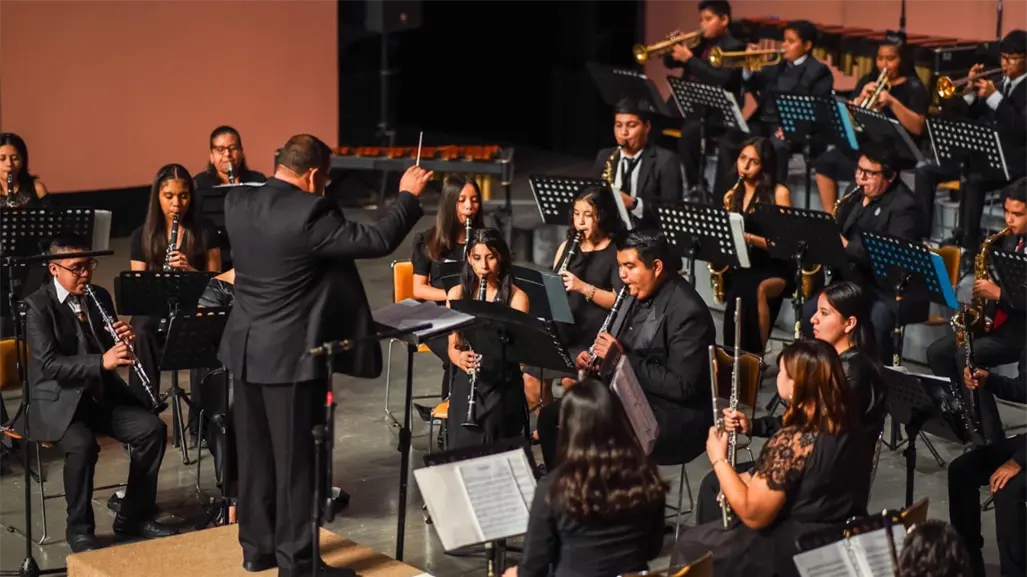 Gran Concierto de Aniversario de la Banda Sinfónica Comunitaria de Victoria en el Teatro Amalia
