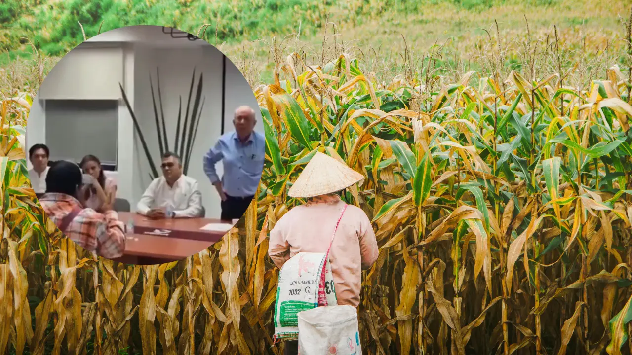 Campesinos de Campeche confrontando al subsecretario de Desarrollo Agrario, Leonel Cota Montaño, por el incumplimiento de su promesa