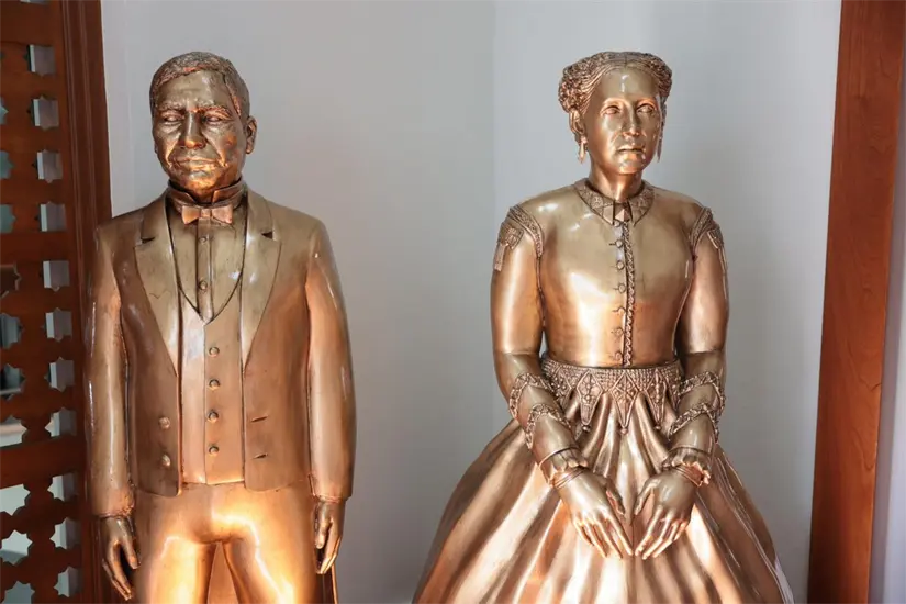 Elementos de museografía y algunas obras de 