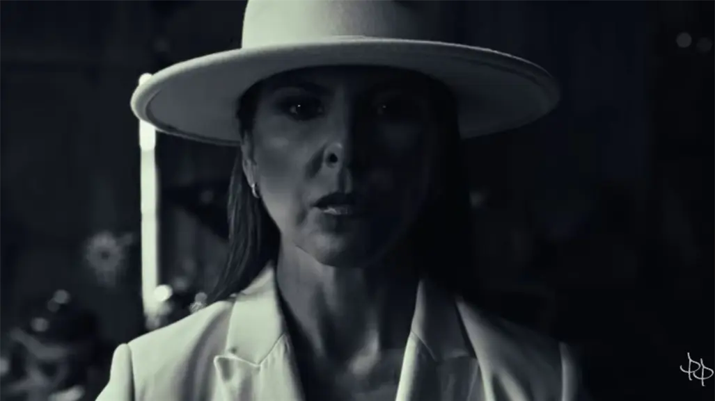 Kate del Castillo protagoniza videoclip de la nueva canción de Peso Pluma al estilo La reina del sur