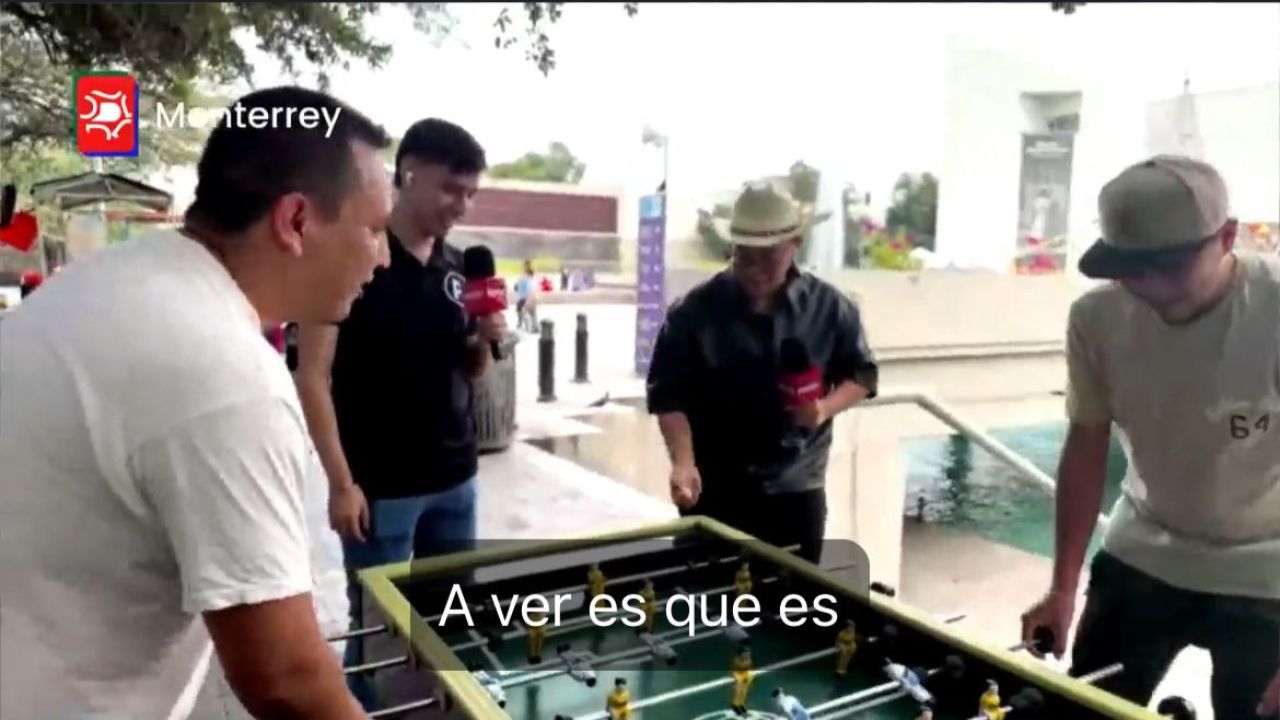 Diversión en grande Aldo Román y Yarince Torres arman reta de futbolito en Monterrey