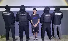 Detienen a menor con decenas de dosis de presunta droga en operativo en Escobedo Detienen a menor con decenas de dosis de presunta droga en operativo en Escobedo