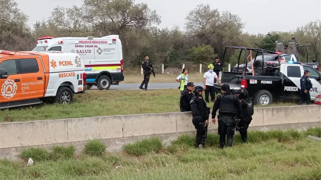 Vuelca patrulla de Fuerza Civil en Escobedo