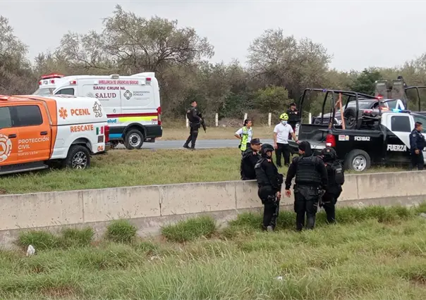 Vuelca patrulla de Fuerza Civil en Escobedo