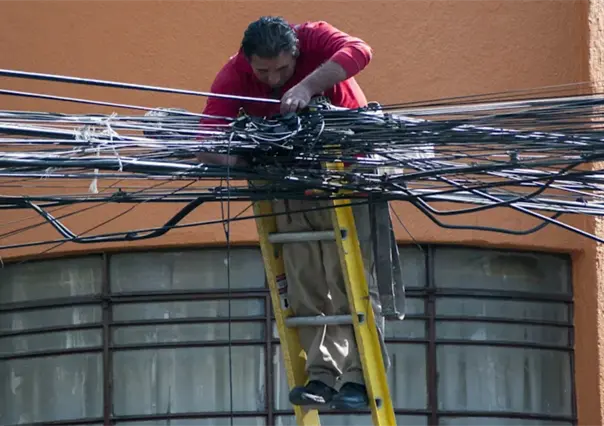 Retiran 25 toneladas de cableado en Querétaro; se coordinaron 14 empresas de telecomunicaciones