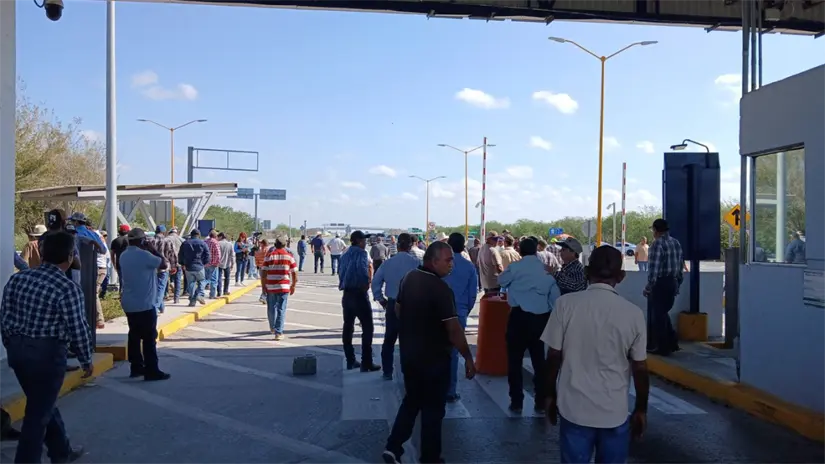 imagen recuadro Bloqueo en autopista Reynosa - Matamoros | Foto: Facebook