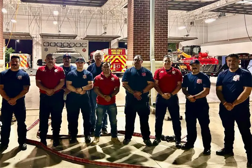 Un curso especializado en el control de incendios vehiculares fue impartido al personal de Bomberos y Protección Civil en Mercedes. Foto: Bomberos Ramos Arizpe