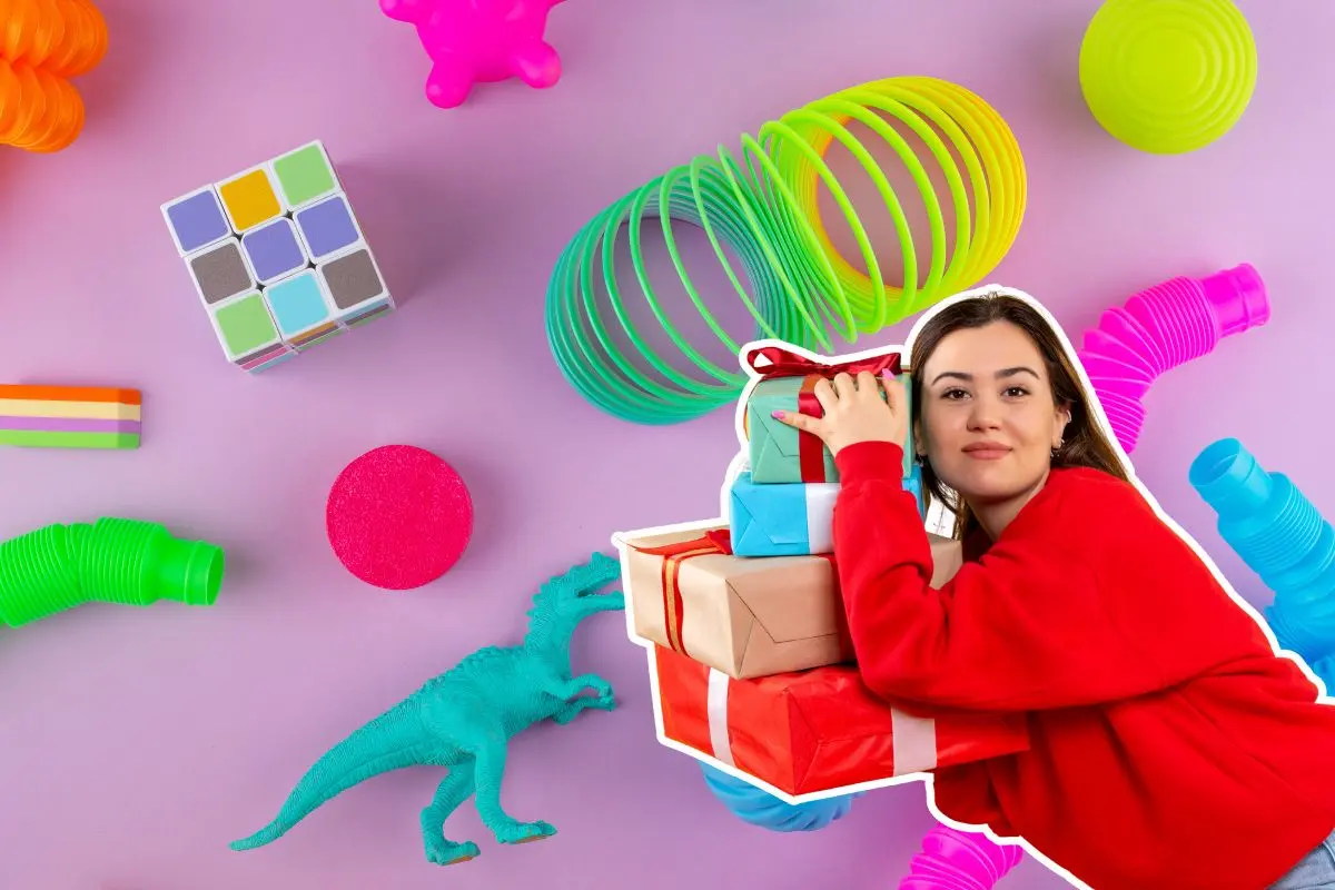 Juárez impulsa la colecta navideña “Jojo Juárez: Dona un Juguete”. Foto: CANVA