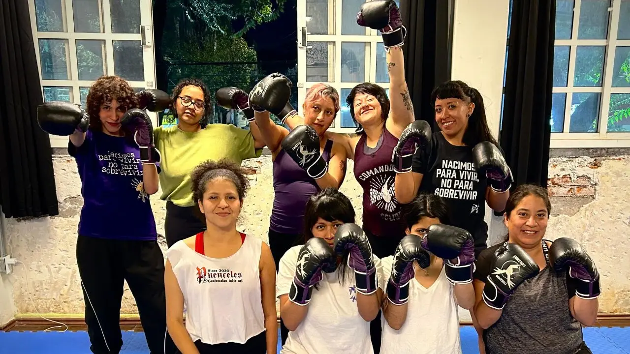 Integrantes del Comando Colibrí que han acudido en busca de apoyo para defenderse de la violencia de género. Foto: Paola Atziri Paz