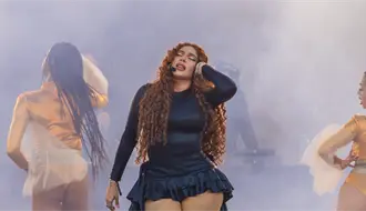 Bellakath rompe en llanto en el Flow Fest y las redes la trolean sin piedad, ¿por qué?