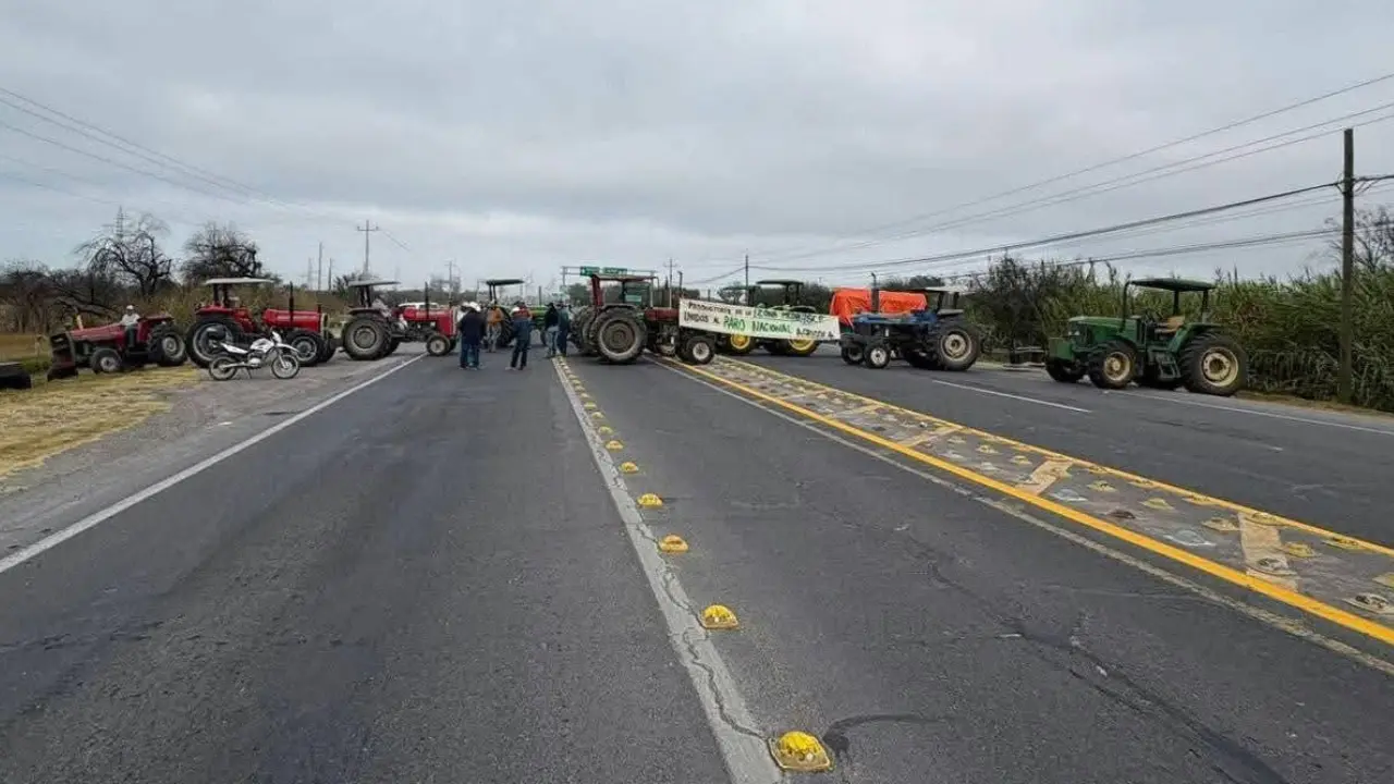 EN VIVO | Inician los bloqueos carreteros en diferentes vías que comunican a Tamaulipas