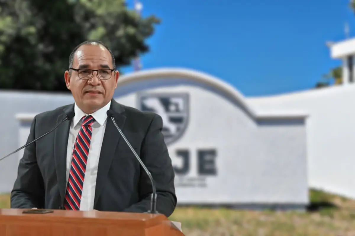 El gobernador Víctor Manuel Castro declaró que el caso sería revisado si se entregaban los datos de carpeta. Foto: Más Noticias BCS