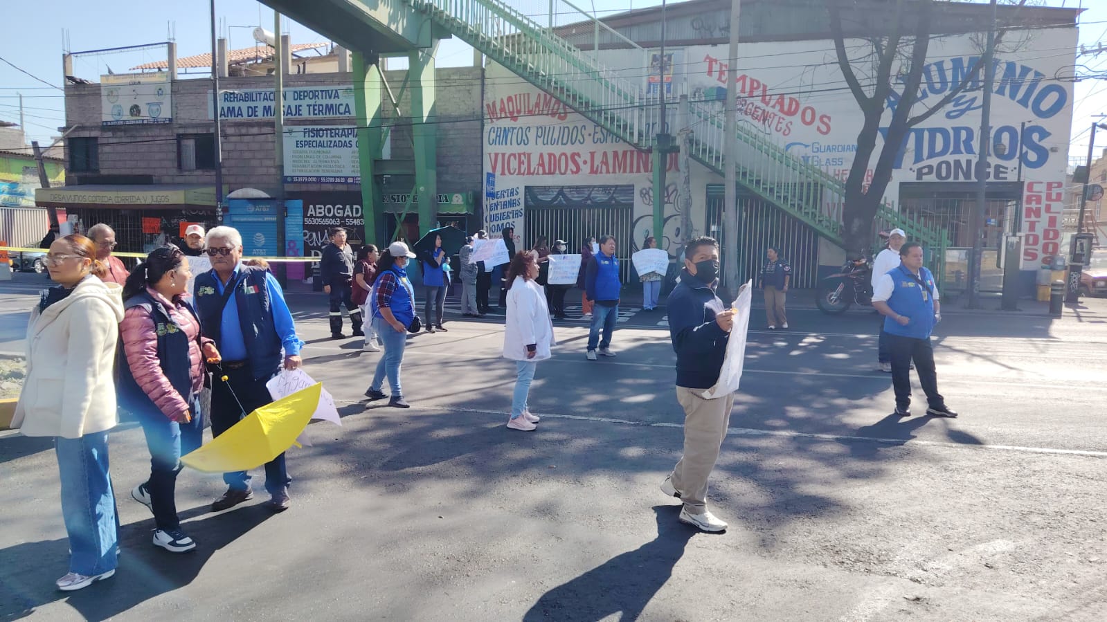 Comienzan a llegar manifestantes a Periférico oriente